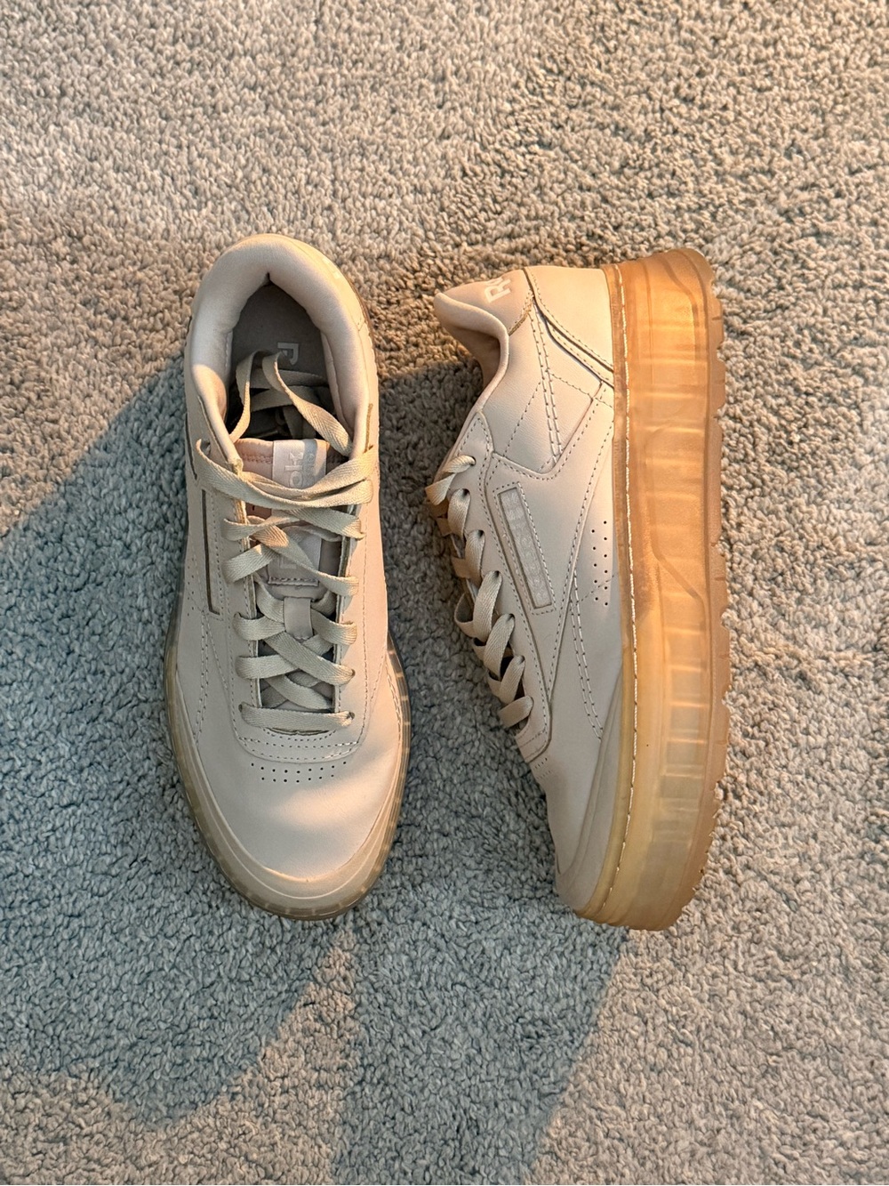 Reebok platform sneakers in Light Beige with Gum Sole
